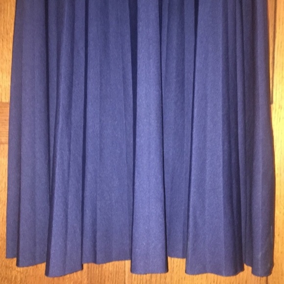 ASOS Off The Shoulder Bardot Pleated Midi Dress - Picture 8 of 8